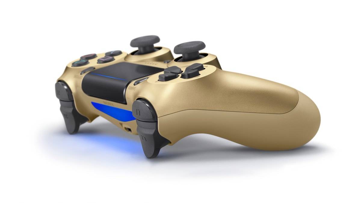 New Gold Dualshock 4 Wireless Controller Becomes GameStop Exclusive