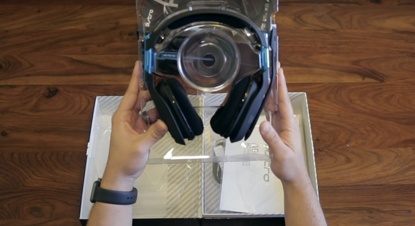 Unboxing the ASTRO A50 Wireless Headset + Base Station