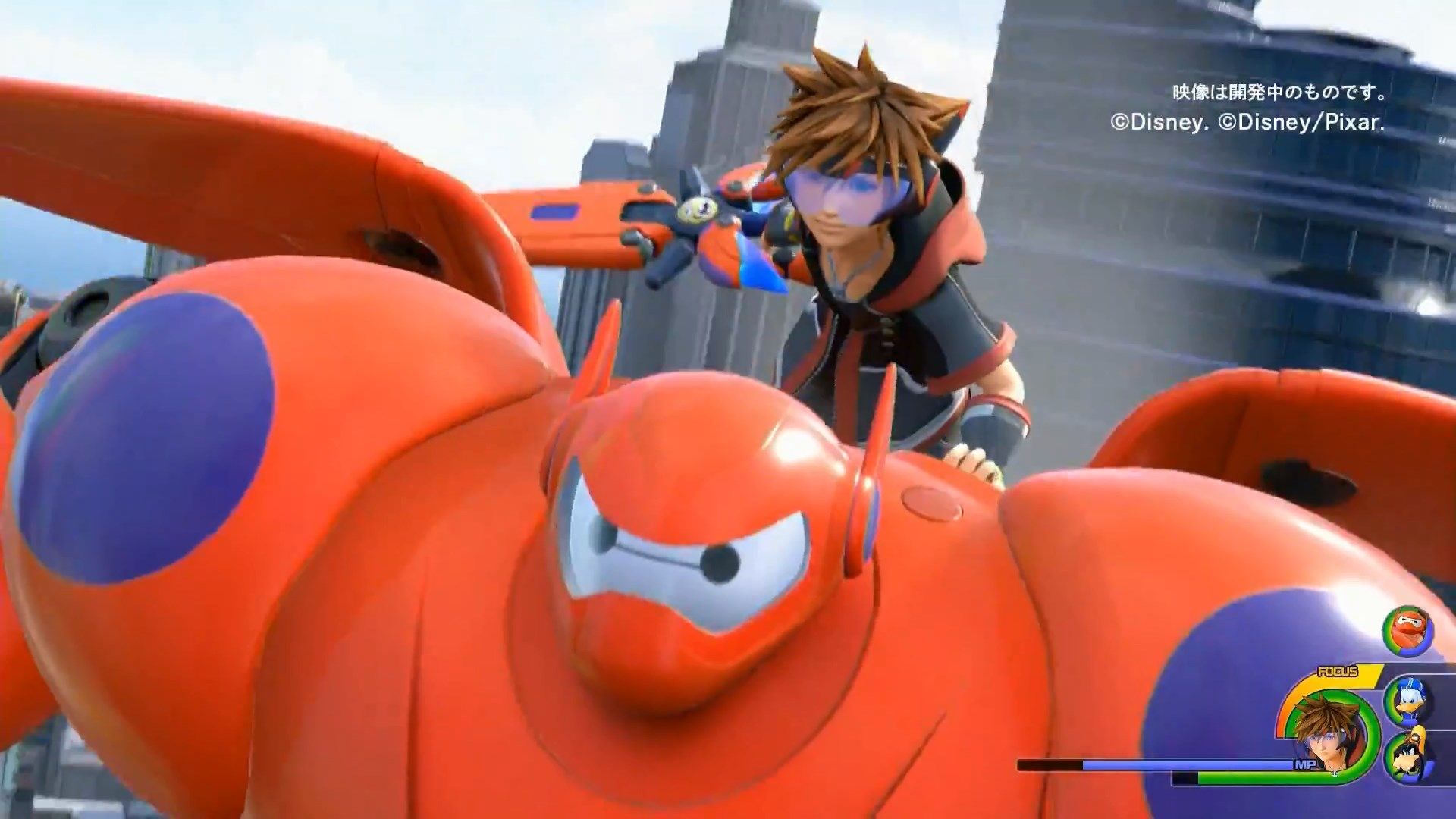New Kingdom Hearts III Gameplay Shows Combat, Attractions, Flying