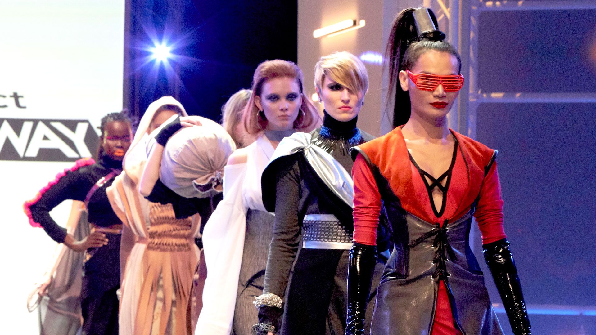 project runway dress up game Fashion Catwalk Battle