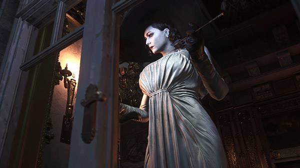 Resident Evil Village: YouTuber Explains What Would Happen if Lady Dimitrescu Actually Stood on You Resident Evil Village: YouTuber Explains What Would Happen if Lady Dimitrescu Actually Stood on You
