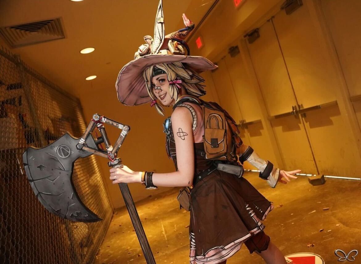 Tiny Tina's Cosplayer Mangoloo