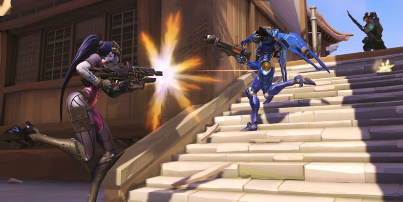 Widowmaker fighting Pharah and Hanzo