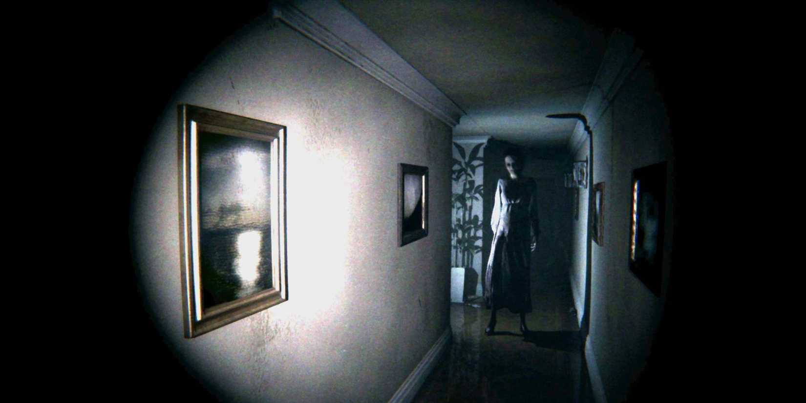 Silent Hill P.T Spooky Hallway with Creepy Woman