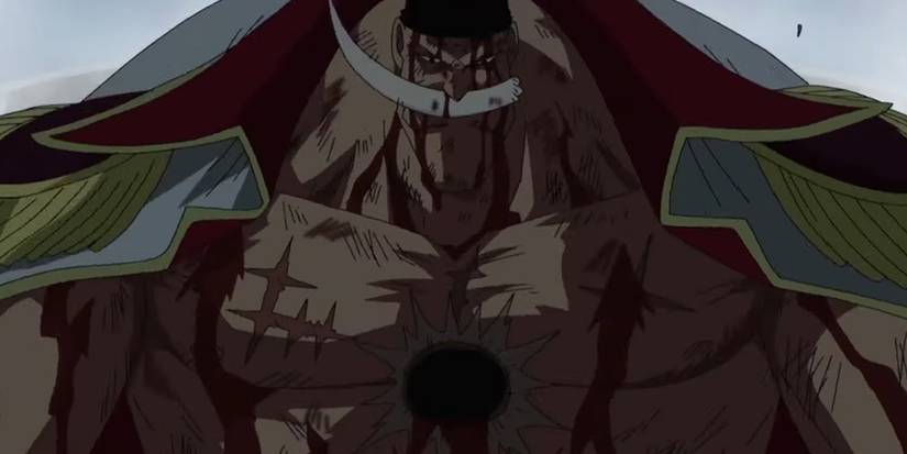 Barbe Blanche avec un trou dans la poitrine