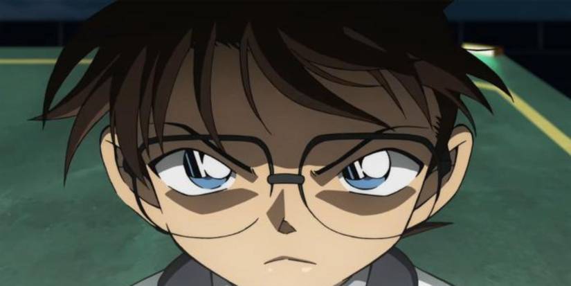 Félicitations du détective Conan qui regarde la caméra