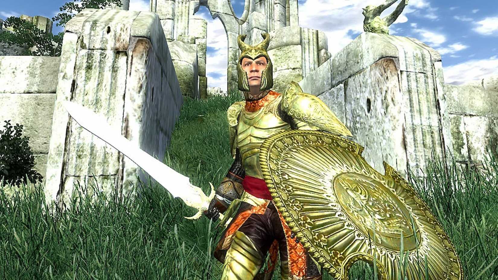 The Elder Scrolls IV Oblivion Warrior in gold