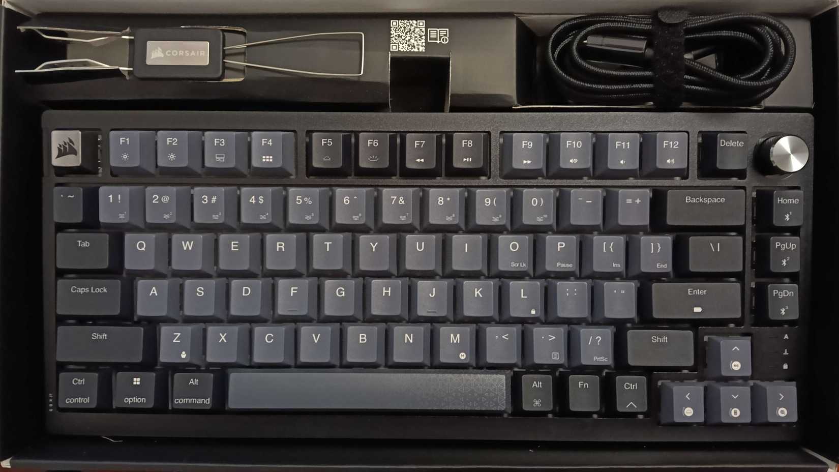 Corsair K65 Plus 03