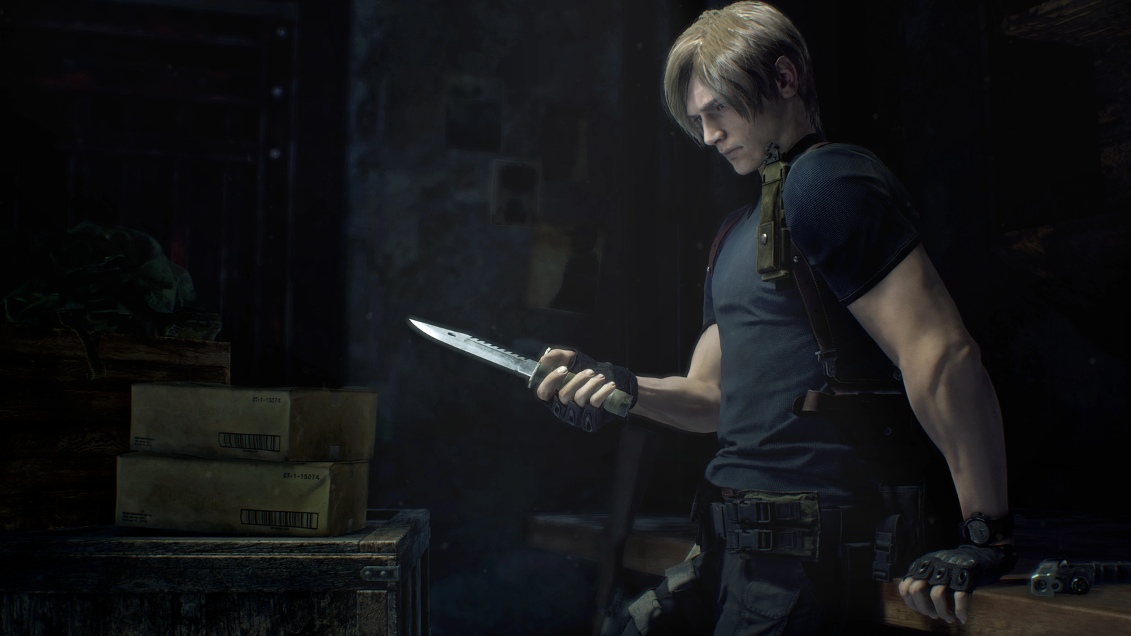 Resident Evil 4 black shirt