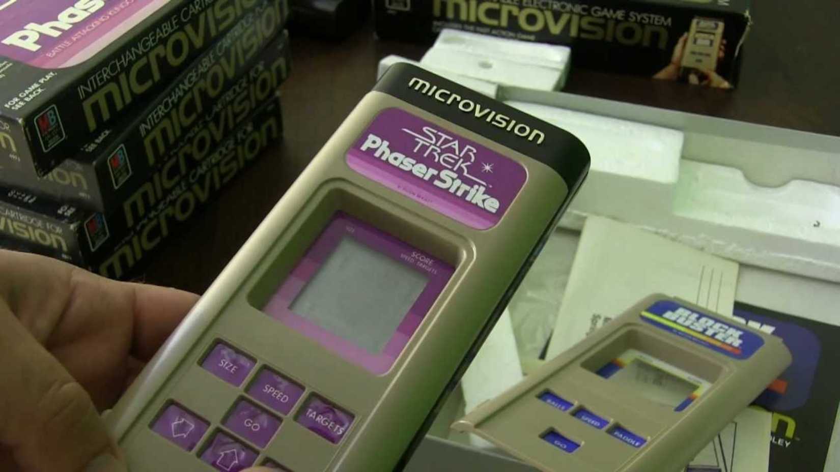 Milton Bradley Microvision Star Trek PhaserStrike